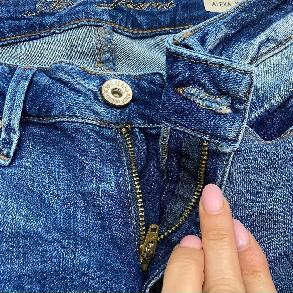 Ladies Mavi Alexa Mid-Rise Skinny‎ Jeans Slightly Distressed Size 27